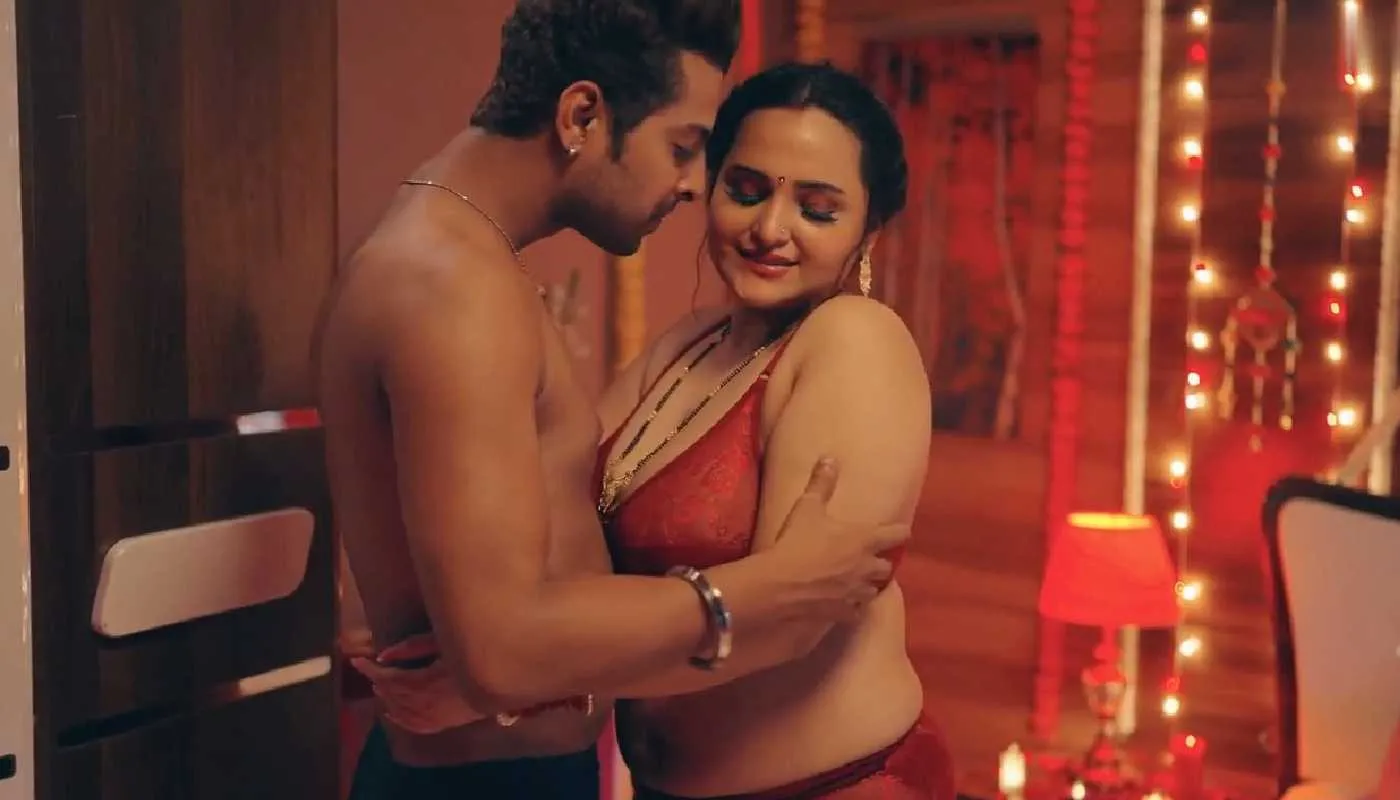 Aliya Naaz Hot Nude XXX Videos Part 1