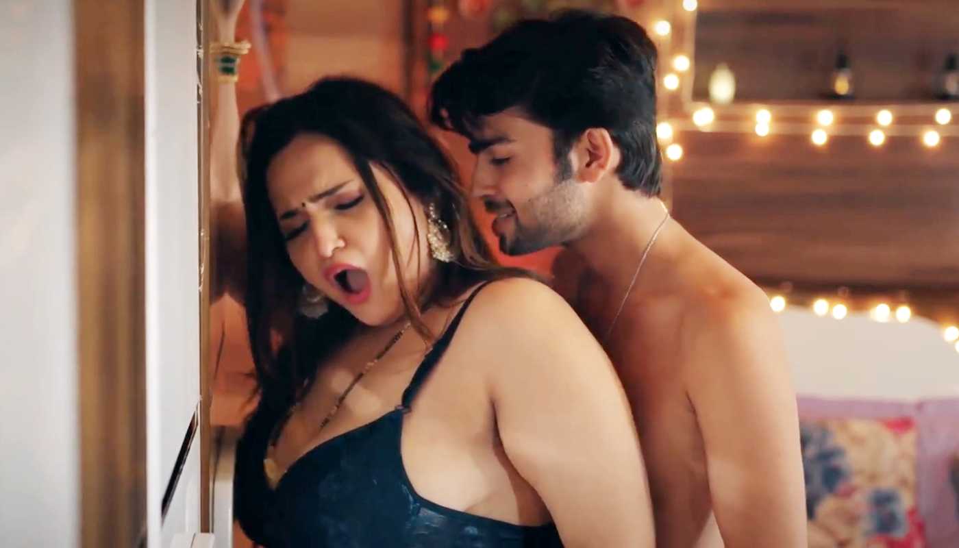 Aliya Naaz Hot Nude Sex XXX Scenes in HD