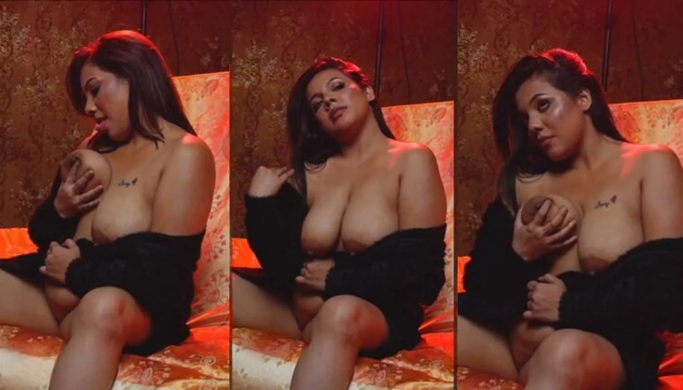 Hot Model Barsha tease her strip dress to nude App Content